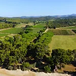 Villa L'oulivo, Pour 10 Personnes Avec Piscine Privee Dans Le Domaine De Valcros A La Londe-les-Maures