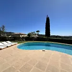 L'oulivo, Pour 10 Personnes Avec Piscine Privee Dans Le Domaine De Valcros A * La Londe-les-Maures